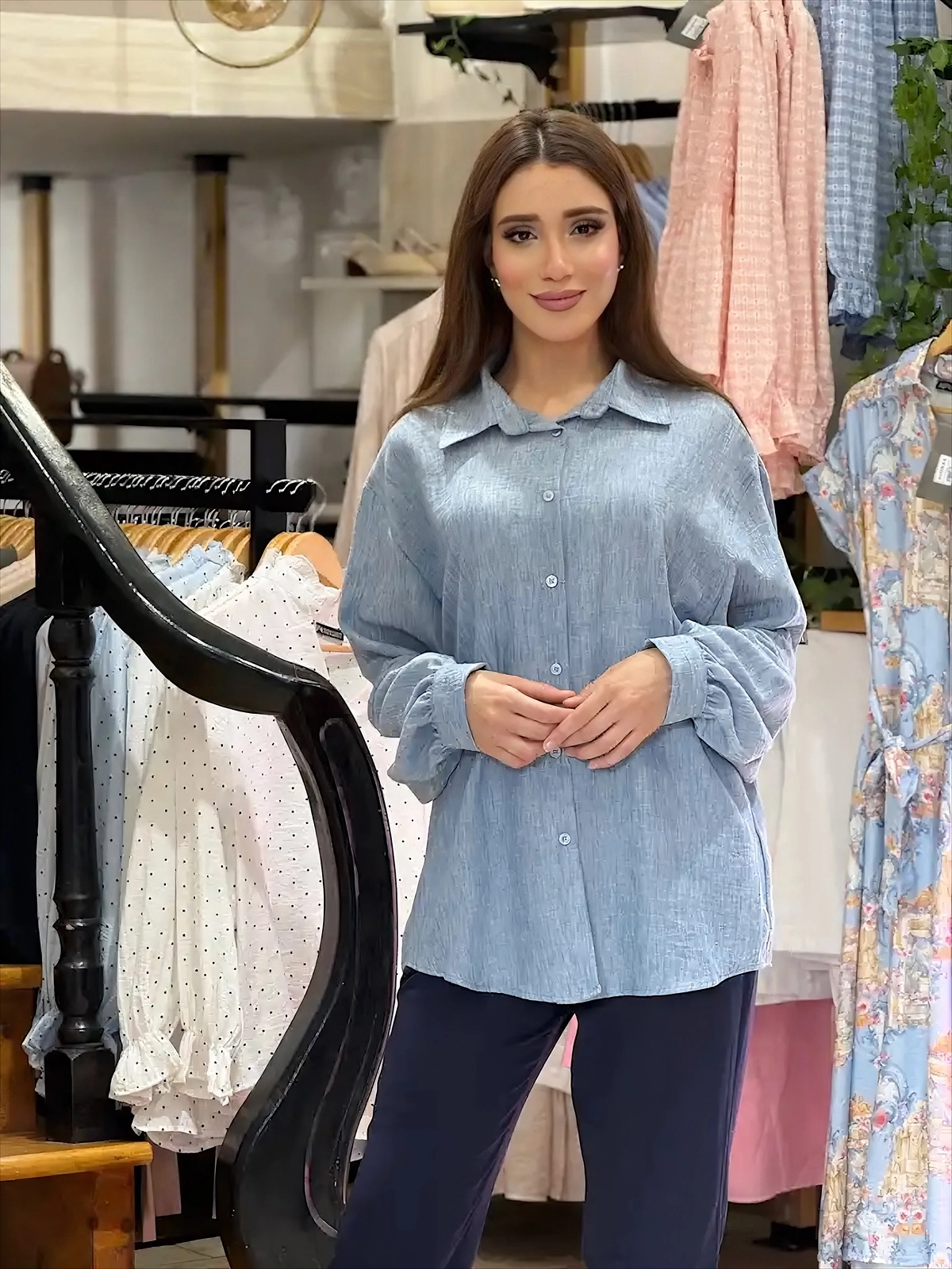 CHEMISE BLEU A MANCHES BOUFFANTES