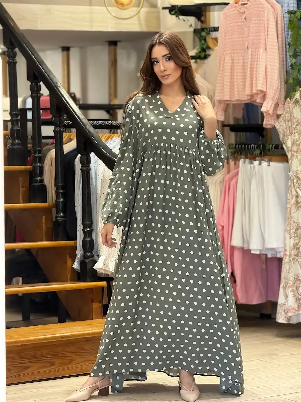 ROBE VERTE à pois